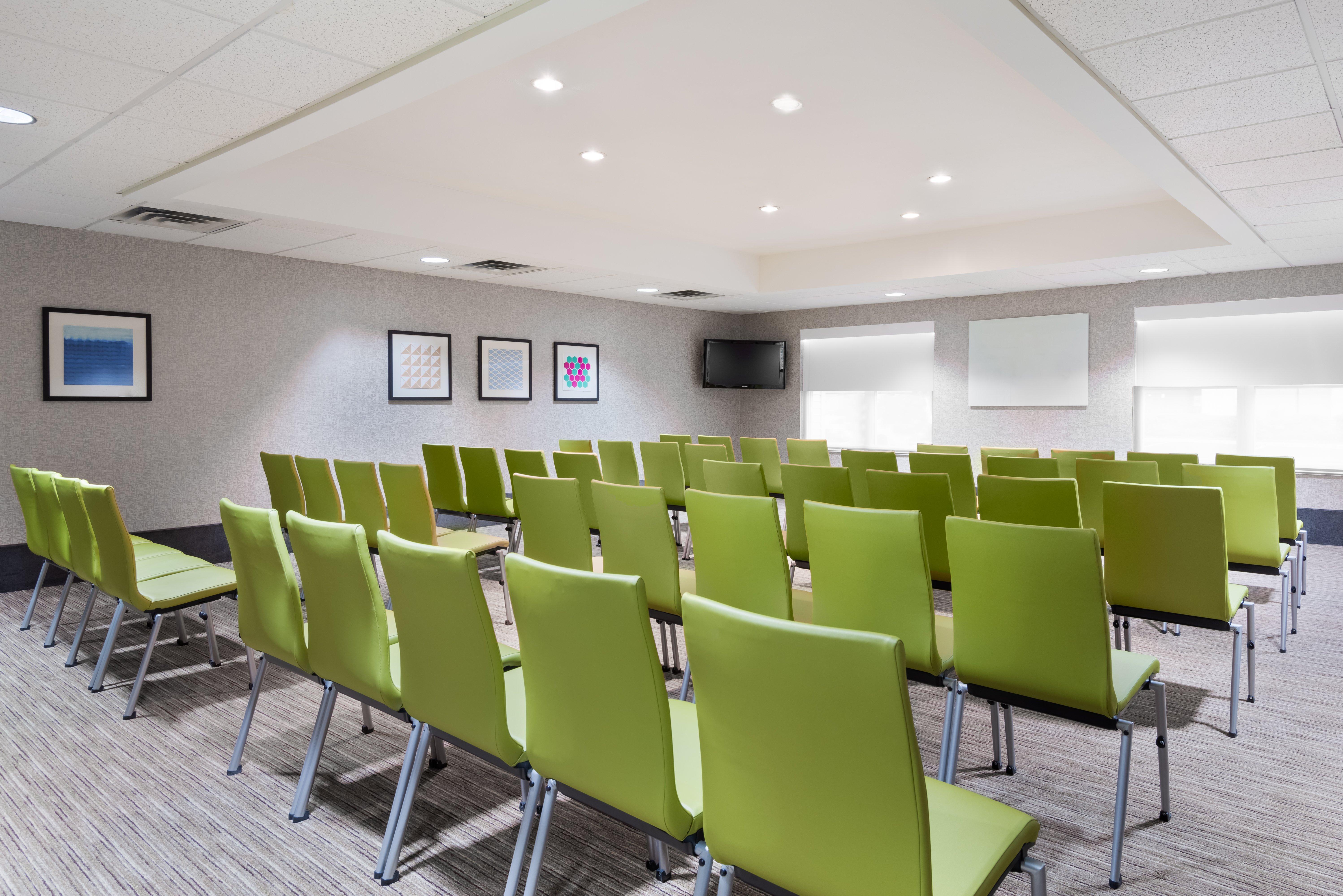 Holiday Inn Express & Suites - Columbus Airport East By Ihg Экстерьер фото