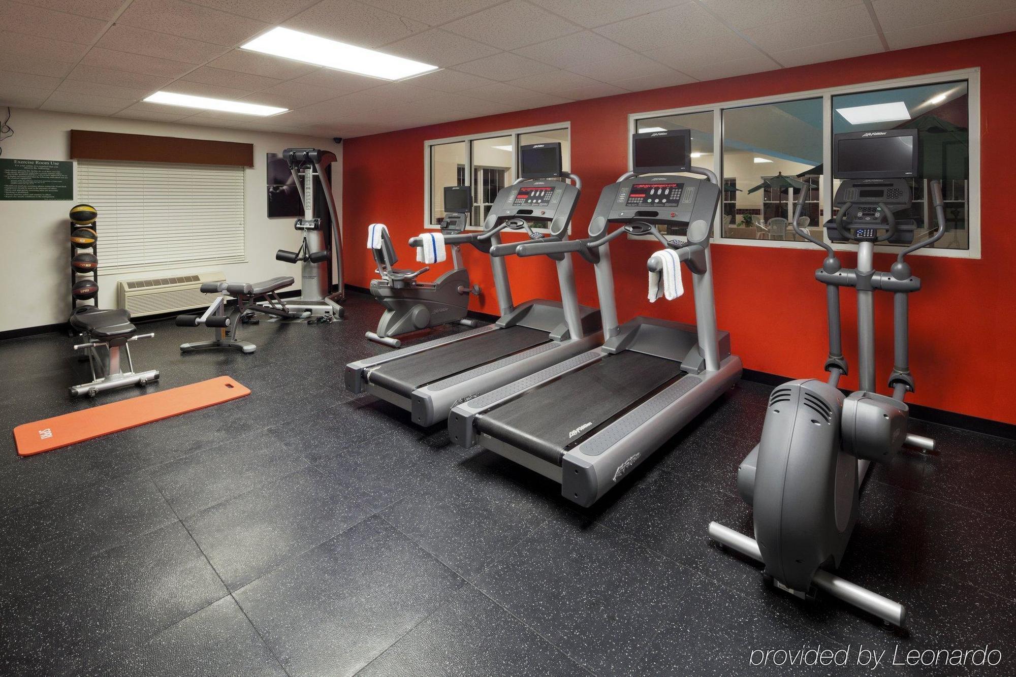 Holiday Inn Express & Suites - Columbus Airport East By Ihg Удобства фото
